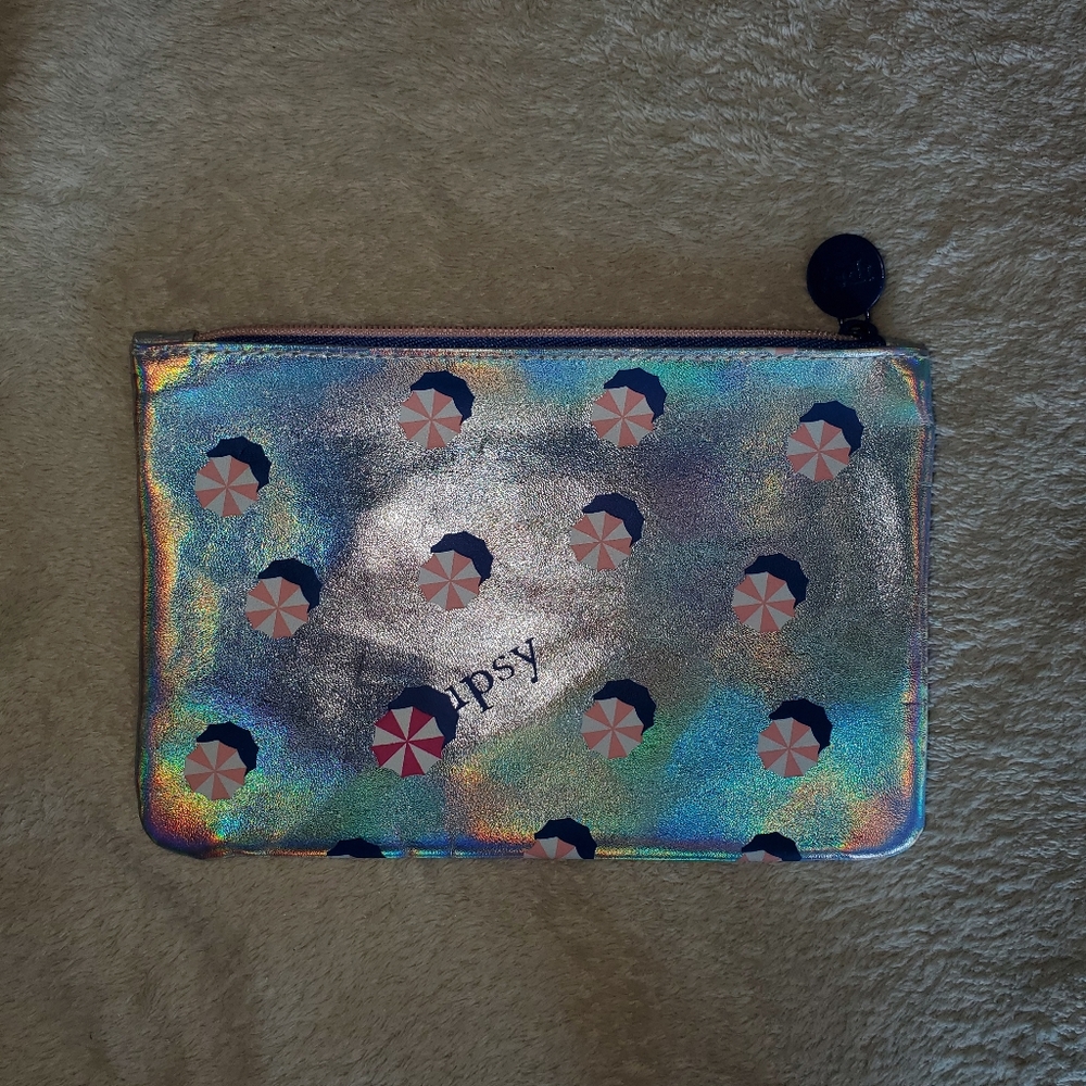Cosmetic bag